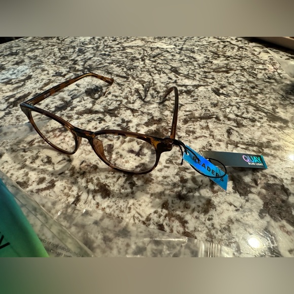 Quay Blueprint +.50 Blue Blocking Glasses - Picture 12 of 13